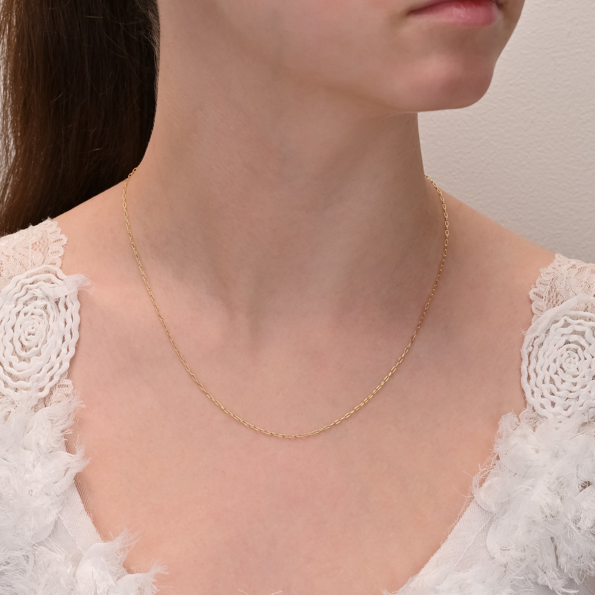 Alternate angle of Gold paperclip chain 1.3mm