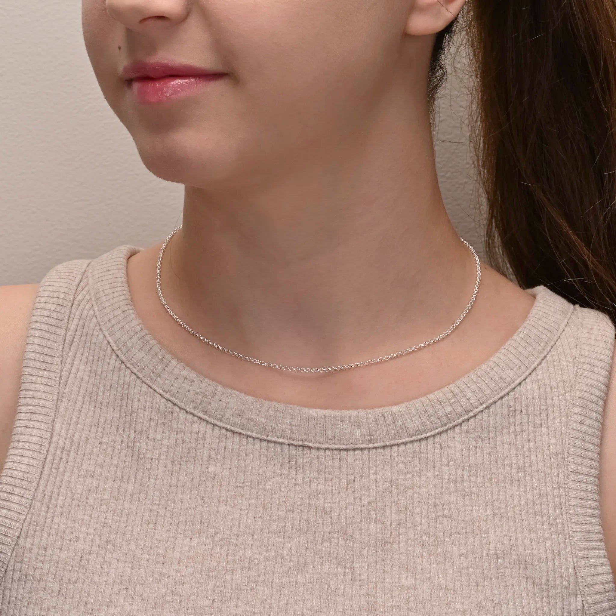 Close-up detail of Small Rolo Link Silver Chain 2.5mm